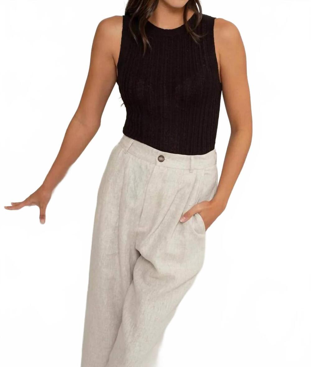 NEW BLU PEPPER nadia sleeveless sweater top in black